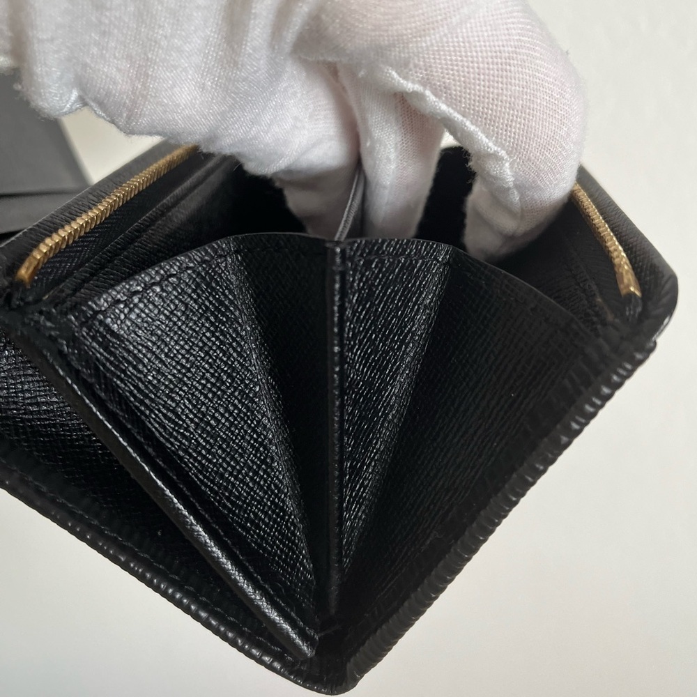 LOUIS VUITTON Black Epi Bifold Wallet Porte-Monnaie Tresor BNWOT 2003 - Picture 8 of 17